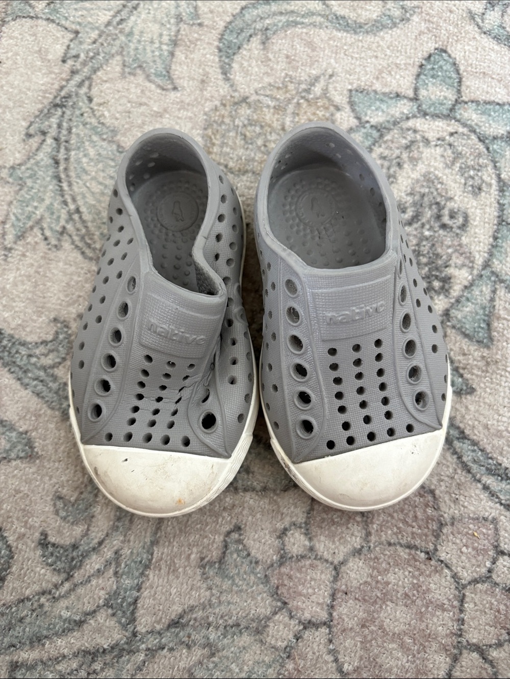 Baby Gray Natives Size 4